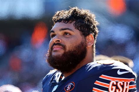 Bears RT Darnell Wright Named To PFWAs All Rookie Team Yahoo Sports