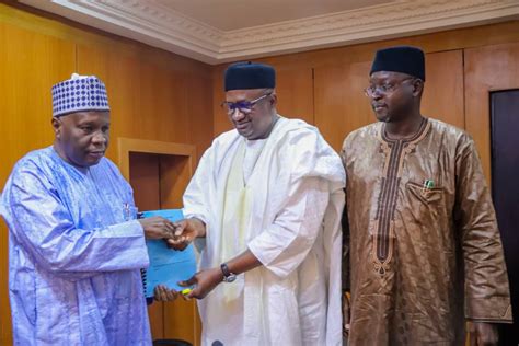 Gov Inuwa Receives Report Of Gombe Apc Reconciliation Committee