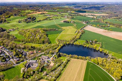 Heiligenhaus Von Oben Uferbereiche Des Teichanlagen Zur Fischzucht