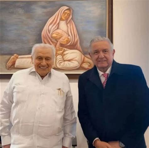 AMLO envía condolencias por la muerte de Mario Renato Menéndez