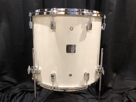 Yamaha Maple Custom Absolute 2009 Luminous White Reverb Australia