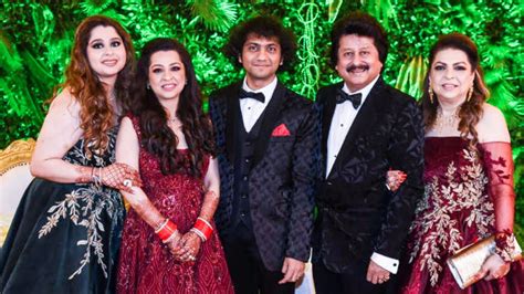 Singer Pankaj Udhas With His Daughters And Wife Son In Law Brother