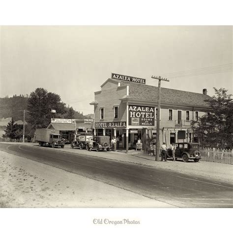 Azalea Hotel, on the Pacific Highway - circa 1928