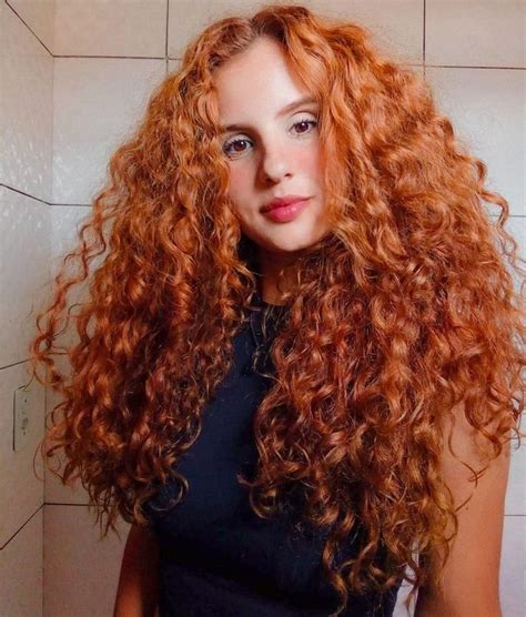 Doação de Fotos Color de pelo pelirrojo Pelo naranja Rizos cortos