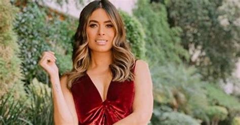 Galilea Montijo Deslumbra Con Imponente Look Rojo Lleno De Glamour Y Brillo