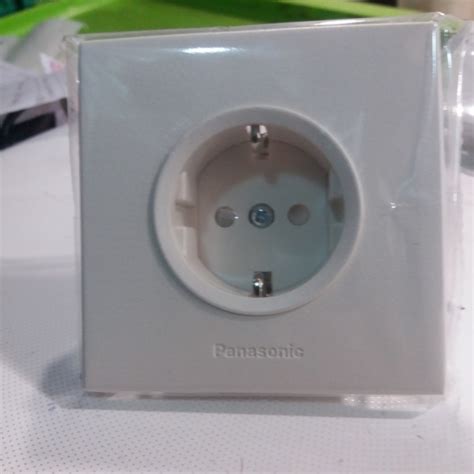 Jual Panasonic Style E Putih Stop Kontak WESJP 1121W Shopee Indonesia