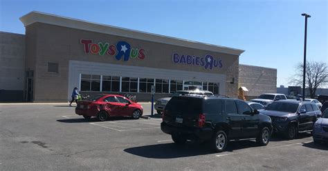 Toys R Us In Clarksville Begins Liquidation Sale