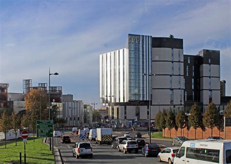 Liverpool Hospital redevelopment reaches new heights - OZ Arab Media