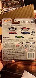 Amazon Hot Wheels Premium Car Culture Exotic Envy 4 5 16 Bugatti Chiron Blue Black