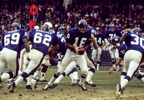 Former Giants quarterback Norm Snead dead at 84 - Yahoo Sports