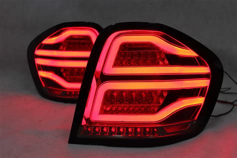 Lampy światła tylne tył MERCEDES ML W164 r 05 08 LED BAR NEON IGŁA