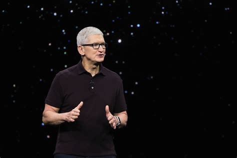 Ceo Of Apple Tim Cook Appears To Casually Diss The Metaverse