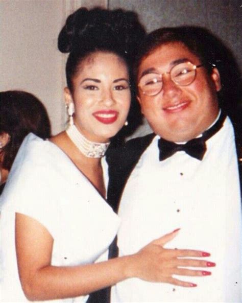 what happened to selena quintanilla wedding ring - Phebe Mccartney