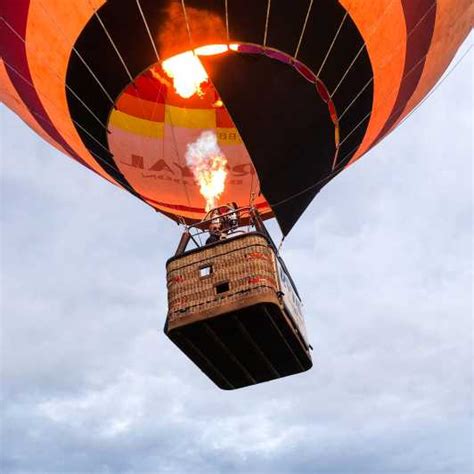 Ruanda Akagera National Park Heißluftballon Safari GetYourGuide