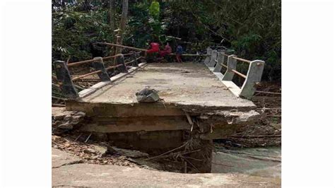 Akibat Banjir Jembatan Penghubung Ciamis Pangandaran Putus