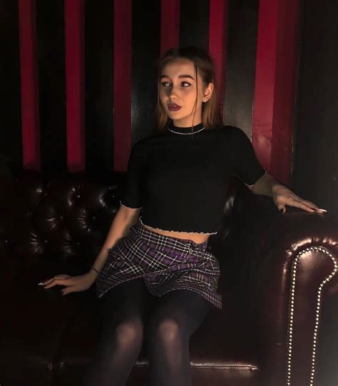 Stunning Pantyhose Babe Nylons4ever Pantyhose Girls