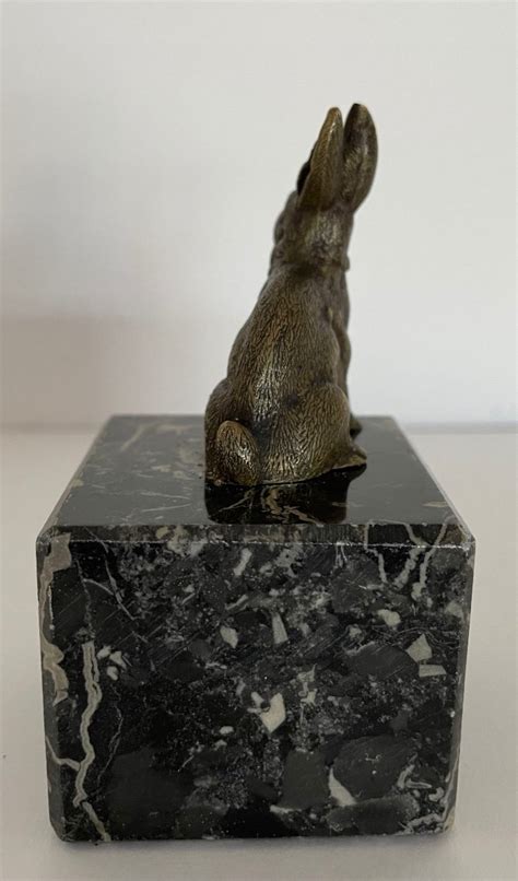 Proantic Petit Sujet En Bronze Représentant Un Lapin