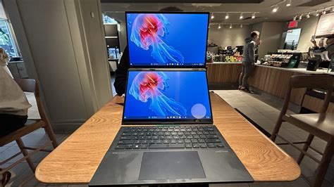 Test De L Asus Zenbook Duo Qu Est Ce Que C Est Que D Utiliser Un