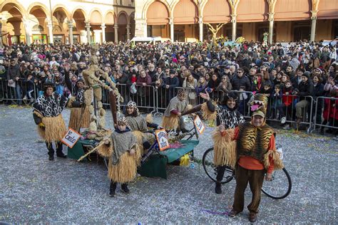 La Magia Esplosiva Del Carnevale Dei Fantaveicoli