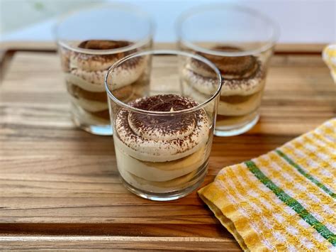 Tiramisu - with baked Savoiardi (ladyfinger biscuits) and no raw eggs. : r/DessertPorn