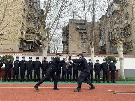 西安市公安局碑林分局 巡特警大隊全力開展迎十四運大練兵活動 每日頭條