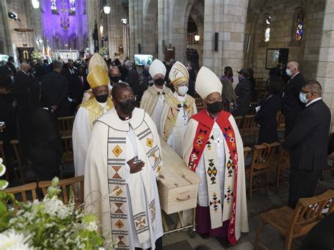 At His Funeral Tutu Is Remembered For Helping End Apartheid And