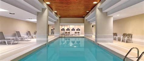 DoubleTree by Hilton Toronto Downtown | North America Travel Service