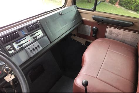 1986 MERCEDES BENZ UNIMOG U1200 PICKUP Interior 230641