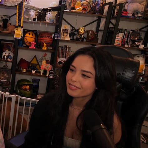 Valkyrae Updates ☀️ On Twitter Vod Of Hasan S Stream That Rae Was On — Twitch Tv