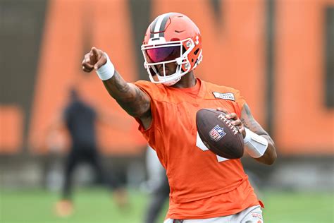 Browns News Cleveland Gm Provides Major Injury Update On Deshaun