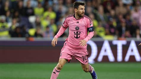 lionel messi  retirement age wont determine   retire