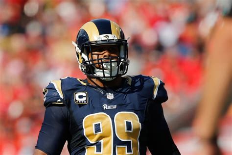 Will LA Rams DT Aaron Donald Be A Holdout At Training Camp - Turf Show ...