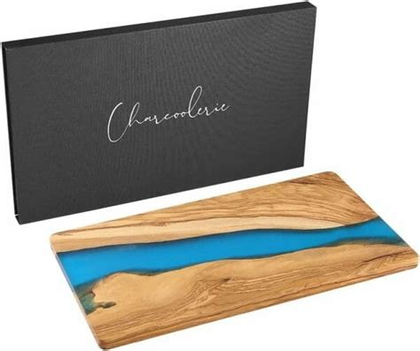 The Beauty And Functionality Of Olive Wood Charcuterie Boards