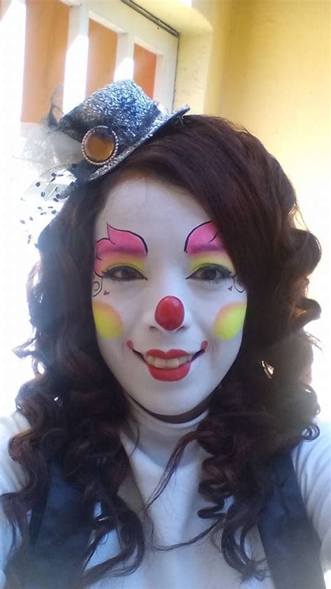 Pin By Jojo Amai On Clowns Clown Makeup Female Clown Cute Clown