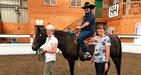 Volunteer Healing Reins Therapeutic Riding Center