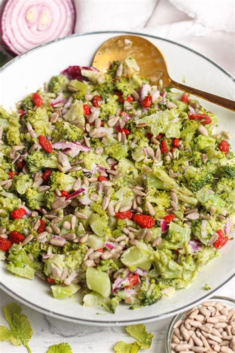 Best Easy Broccoli Salad Recipe