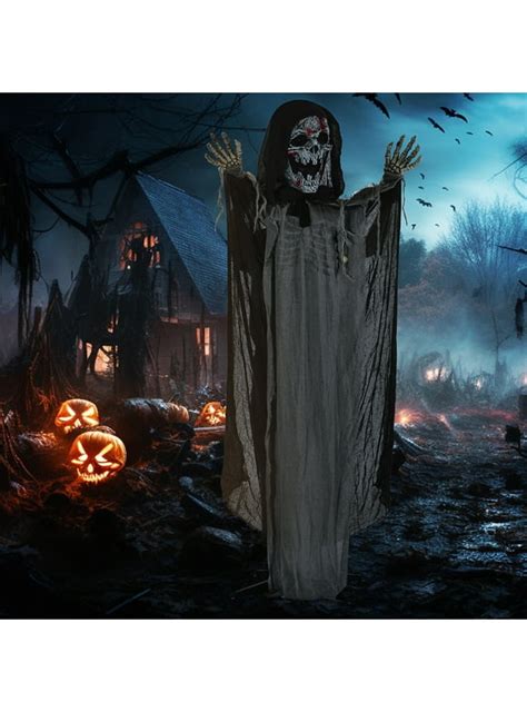 Halloween Animatronics In Outdoor Halloween Decor