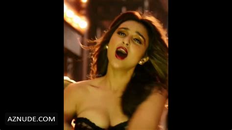 Parineeti Chopra Bouncing Boobs Aznude