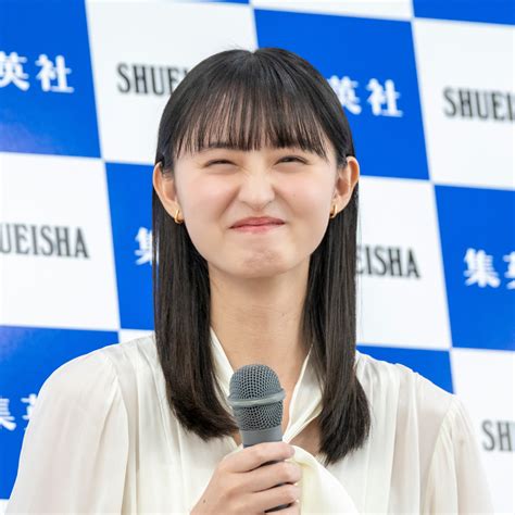 19ページ目乃木坂46遠藤さくら、22歳の誕生日に1st写真集を発売「グループについて、いっぱい考えられる人になりたい」｜bubka