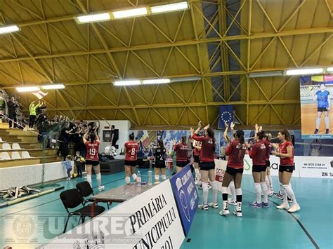 Volei Alba Blaj Csm Lugoj N Semifinale Cupei Rom Niei N Final