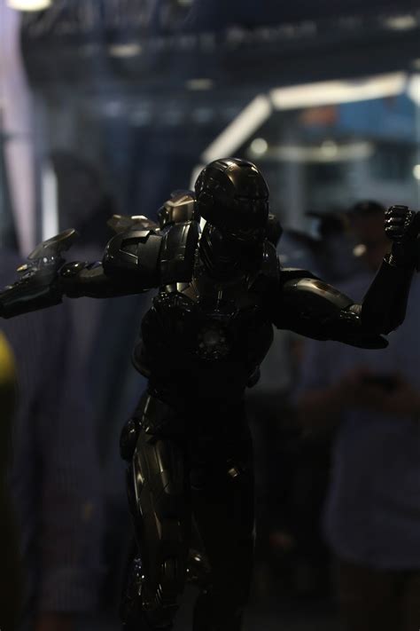 實拍 Hot Toys 復仇者聯盟 Iron Man Mark VII潛行版 珍藏人偶 Toys Zone D 玩具兄弟 Figures Price List Reviews