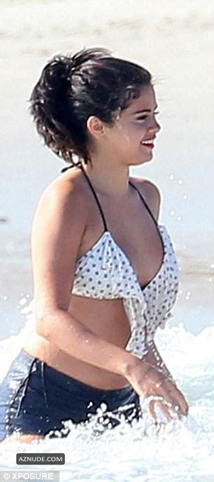 Selena Gomez In Bikini At The Beach In Mexico AZNude