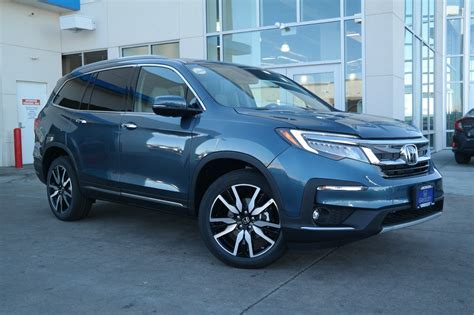 New 2019 Honda Pilot Touring 8 Passenger Sport Utility In Greeley