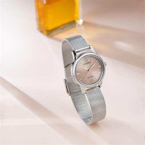 Đồng hồ Citizen nữ 30.5mm Eco-Drive EM0899-81X