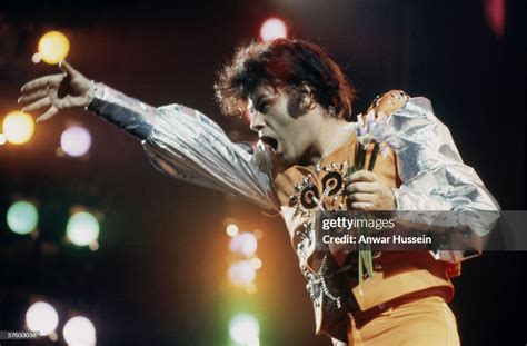 Glam Rock Star Gary Glitter Performing On Stage Circa 1975 News Photo