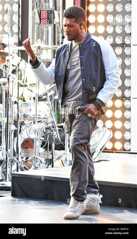 Usher Performing Live At Rockefeller Center As Part Of Today Shows