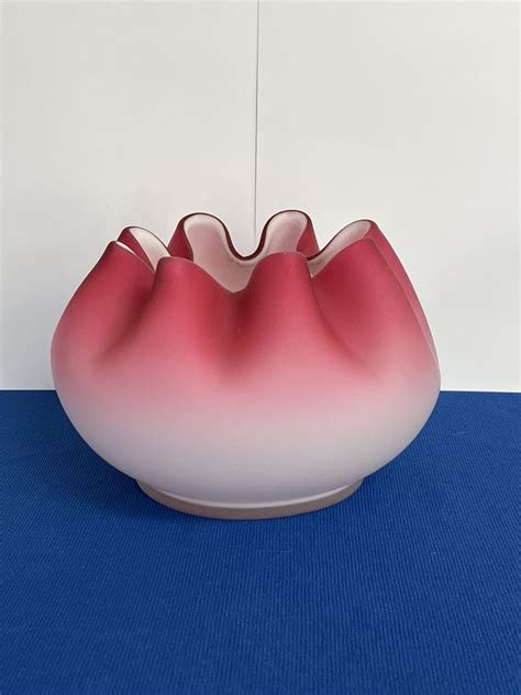 Lot 27 Beautiful Peach Blow Satin Glass Rose Bowl Van Metre Auction