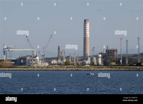 Fincantieri monfalcone shipyard hi-res stock photography and images - Alamy