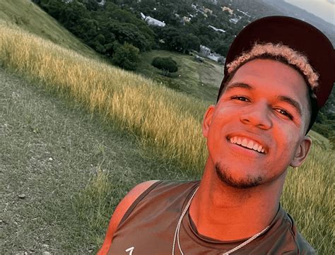 Anderson Comas Il Giocatore Di Baseball Fa Coming Out Sono Gay E Sono Un Atleta