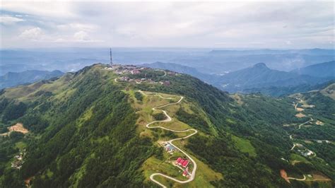 Mau Son Mountain Range Ancient Forests And Walking